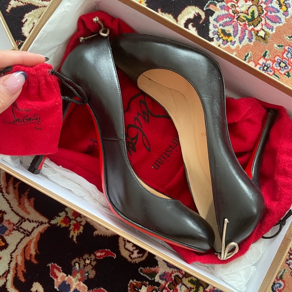 Christian Louboutin Very Gemma Heels black/gold size 38- LIKE NEW - Picture 8 of 9